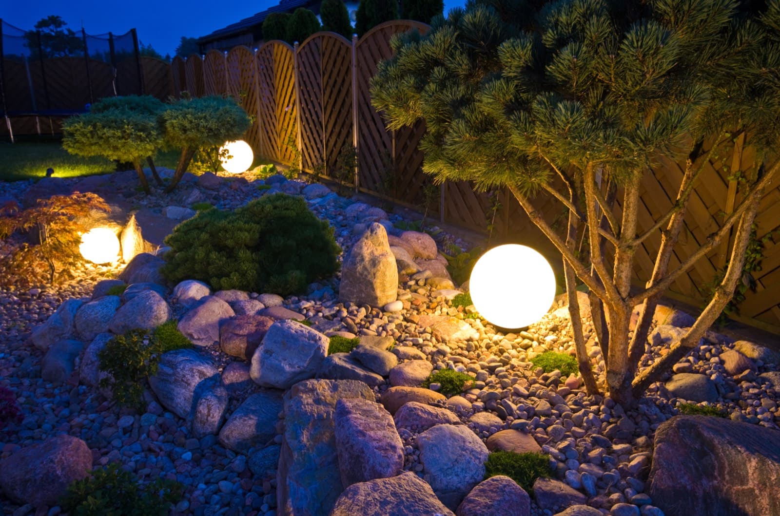Landscape & Outdoor Lighting — residential electrician in Toronto & the GTA
